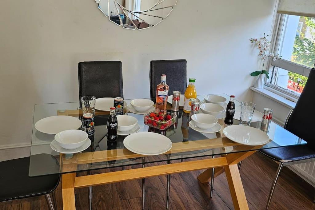 לונדון 2 Bedroom Flat In St Johns Wood מראה חיצוני תמונה